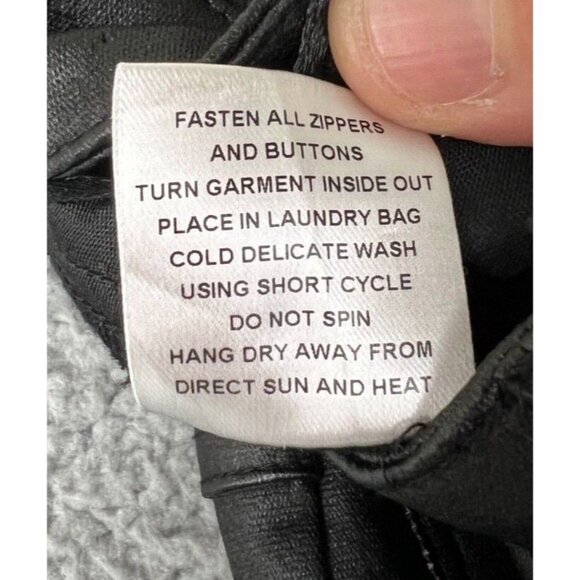 NWT MESHKI Womens Ada Coated Skinny Faux LeatherJeans Black Size Medium Romantic - Picture 6 of 12